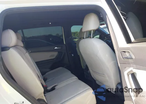 2020 Volkswagen Tiguan 2.0T Se/2.0T Se R-Line Black/2.0T Sel z USA, uszkodzony, nr VIN 3VV3B7AX9LM088867